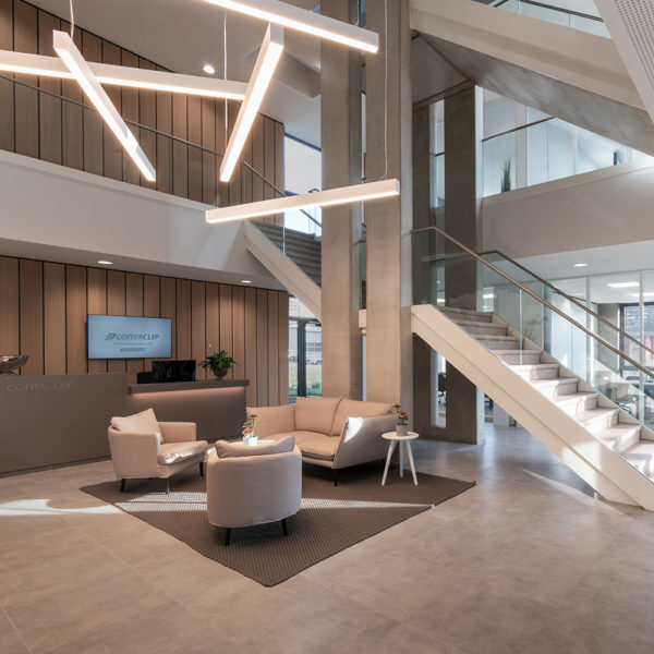 Conta-Clip &mdash; H&ouml;velhof, DE