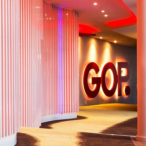 GOP Variet&eacute; &mdash; Bonn, DE