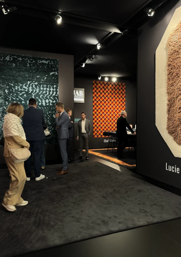 Olaf Kitzig entwirft f&uuml;r die ICONS Carpet Collection von JAB ANSTOETZ