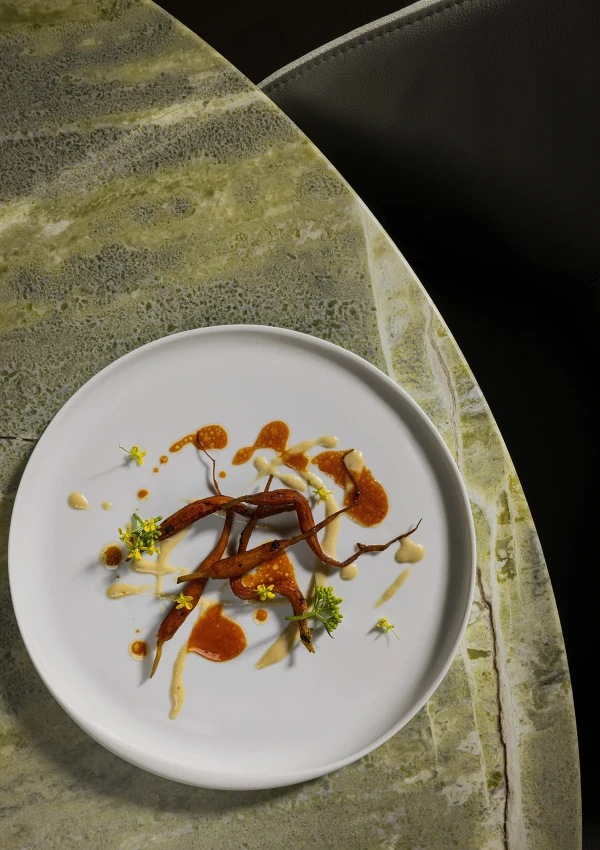 LA VIE by thomas b&uuml;hner in D&uuml;sseldorf er&ouml;ffnet