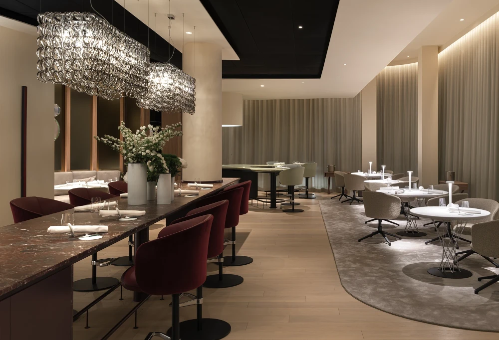 LA VIE by thomas b&uuml;hner in D&uuml;sseldorf er&ouml;ffnet